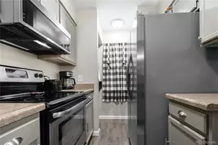 10695 W Dartmouth Ave, Lakewood, CO 80227 - Photo 17