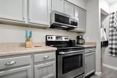 10695 W Dartmouth Avenue, Lakewood, CO 80227 - Photo 17