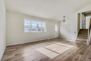 281 W Acoma Dr, Littleton, CO 80120 - Photo 5