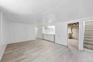 745 Mobile St, Aurora, CO 80011 - Photo 9