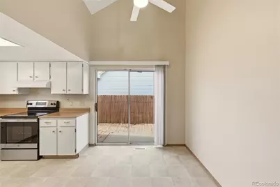 17614 E Temple Drive, Aurora, CO 80015 - Photo 9