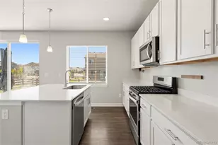 7237 S Scottsburg Way, Aurora, CO 80016 - Photo 19