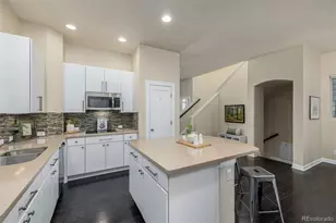 6737 Alan Dr, Denver, CO 80221 - Photo 9