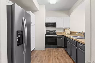 1435 S Chambers Road #102, Aurora, CO 80017 - Photo 11