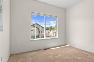 1435 S Chambers Rd, Aurora, CO 80017 - Photo 17