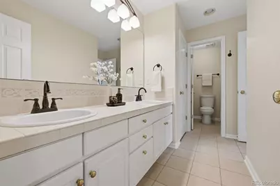 5498 S Helena Street, Aurora, CO 80015 - Photo 33