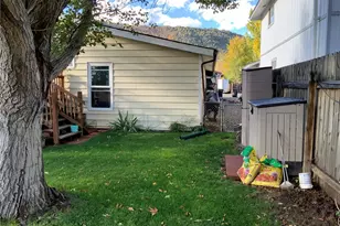 866 Cleveland St, Meeker, CO 81641 - Photo 11