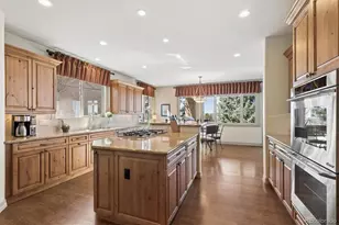 6893 S Netherland Way, Aurora, CO 80016 - Photo 17