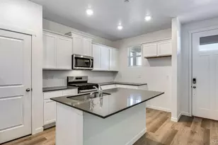 9803 Bahama St, Commerce City, CO 80022 - Photo 5