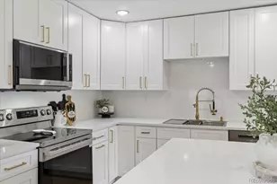 13584 E 7th Ave, Aurora, CO 80011 - Photo 7