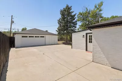 13584 E 7th Avenue, Aurora, CO 80011 - Photo 27