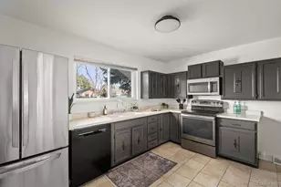 431 Revere St, Aurora, CO 80011 - Photo 5