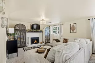 1494 S Helena Cir, Aurora, CO 80017 - Photo 9