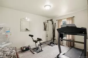 1494 S Helena Cir, Aurora, CO 80017 - Photo 15
