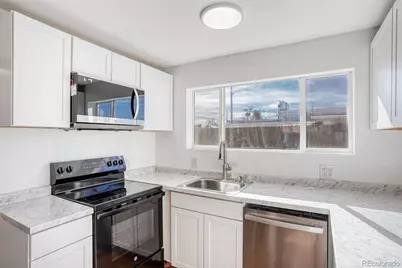 1525 Roslyn Street, Denver, CO 80220 - Photo 7