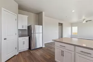 48295 Shetland Dr, Bennett, CO 80102 - Photo 9