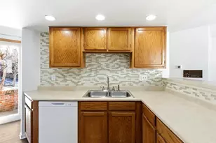 4246 S Granby St, Aurora, CO 80014 - Photo 3