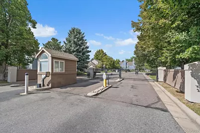 10868 W Dumbarton Drive, Littleton, CO 80127 - Photo 3
