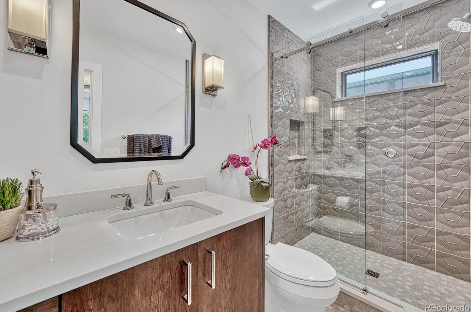 748 Bellaire St, Denver CO  80220-4937 exterior