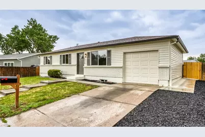 5326 Vaughn Street, Denver, CO 80239 - Photo 3