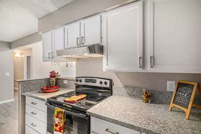 10150 E Virginia Avenue #10-302, Denver, CO 80247 - Photo 9