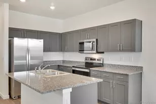 9825 Bahama St, Commerce City, CO 80022 - Photo 7
