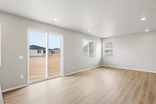 4634 Sugarcane St, Johnstown, CO 80534 - Photo 3