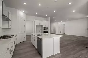 3789 Emerald Shore Cir, Loveland, CO 80538 - Photo 15