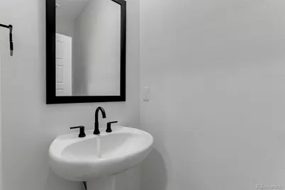 1422 Hudson Place, Longmont, CO 80501 - Photo 23