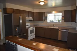 1650 Biscay Cir, Aurora, CO 80011 - Photo 7