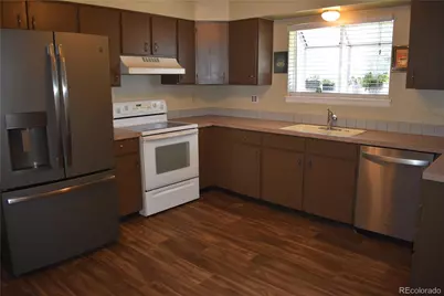1650 Biscay Circle, Aurora, CO 80011 - Photo 9