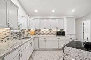 993 S Oakland Ct, Aurora, CO 80012 - Photo 5