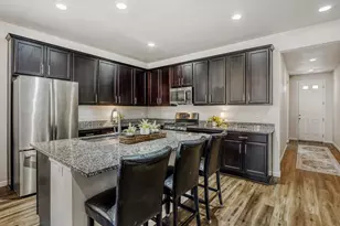 22692 E Narrowleaf Cir, Aurora, CO 80016 - Photo 3