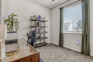 22692 E Narrowleaf Cir, Aurora, CO 80016 - Photo 15