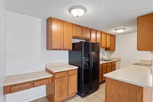 2225 Buchtel Blvd, Denver, CO 80210 - Photo 5