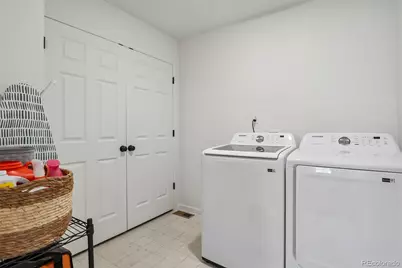 4032 N Quatar Court, Aurora, CO 80019 - Photo 33