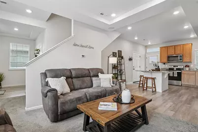 4032 N Quatar Court, Aurora, CO 80019 - Photo 7