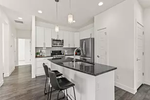 19515 E Sunset Cir, Aurora, CO 80015 - Photo 5