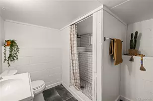 1669 Dallas St, Aurora, CO 80010 - Photo 29