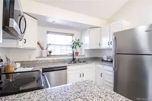 1789 S Ensenada Way, Aurora, CO 80017 - Photo 9