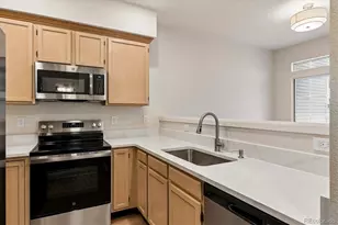 2910 W Long Cir, Littleton, CO 80120 - Photo 13