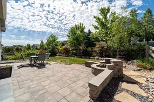 8480 Arapahoe Peak St, Littleton, CO 80125 - Photo 43