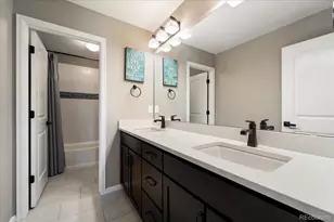 8480 Arapahoe Peak St, Littleton, CO 80125 - Photo 29