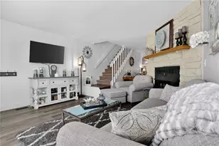 8190 S Fillmore Cir, Centennial, CO 80122 - Photo 7