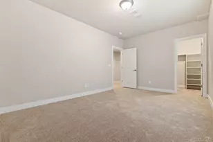 27620 E Lakeview Dr, Aurora, CO 80016 - Photo 37