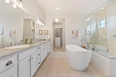 27620 E Lakeview Drive, Aurora, CO 80016 - Photo 25