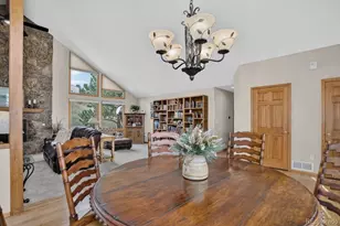7307 Settlers Dr, Morrison, CO 80465 - Photo 23