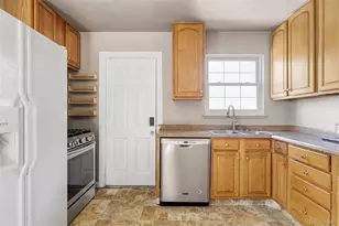 605 S Quivas St, Denver, CO 80223 - Photo 9