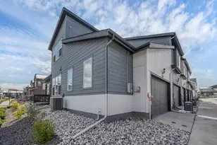 7346 W Asbury Dr, Denver, CO 80227 - Photo 31