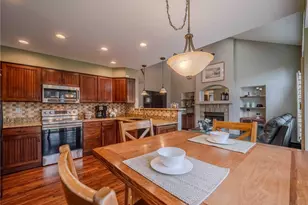 10071 Silver Maple Cir, Highlands Ranch, CO 80129 - Photo 17